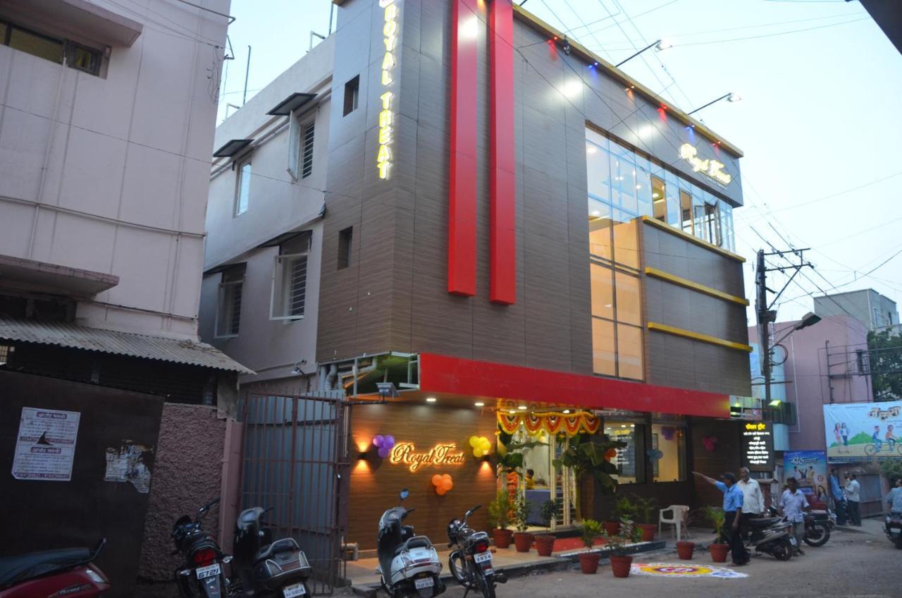 Hotel Royal Treat Kolhapur Exterior photo